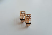 Load image into Gallery viewer, The Bridge Earring